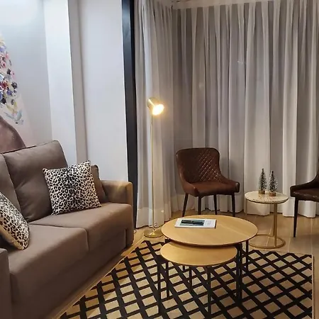 Cies Luxury Suitel Lily Rodsen - Your Apartmanhotel